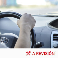 Sentarse bien en el coche: todo lo que debes saber y siete trucos