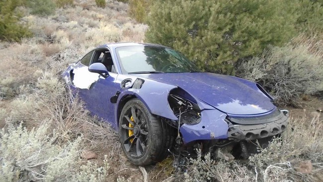 Porsche 911 GT3 RS destrozado