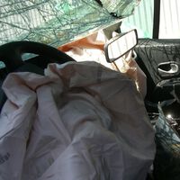 Los airbags de Takata son tan peligrosos que cientos de talleres están rechazando a los coches que los llevan. ¿El motivo? Temen que sus empleados se hagan daño