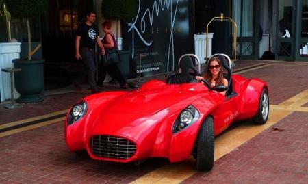 deportivo biplaza eléctrico Little GT-e