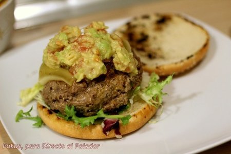 Receta de hamburguesa Tex-Mex con guacamole