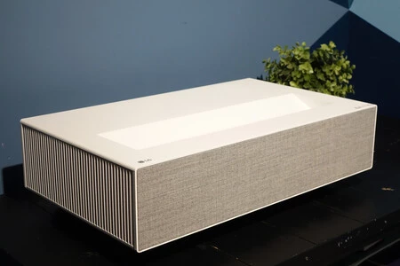 LG CineBeam HU715Q 4K UHD Láser, análisis: este es el proyector que consagra a LG en la pelea por la gama alta