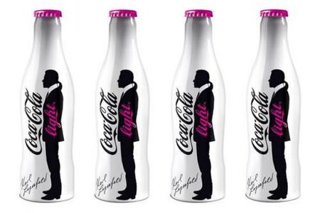 Karl Lagerfeld ahora posa para Coca-Cola
