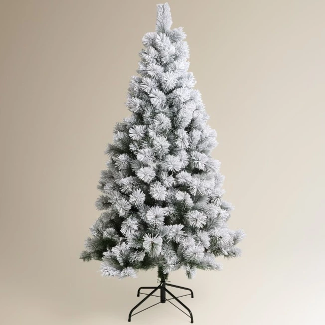 Árbol de suelo nevado Cervinia Navidad