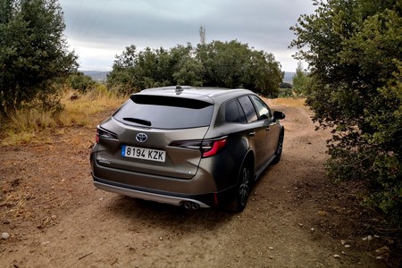 Toyota Corolla Trek 180cv 5