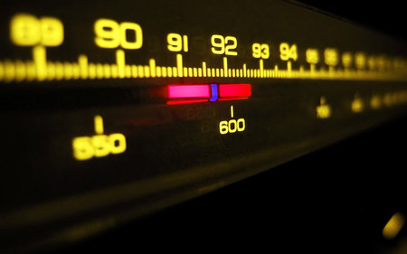 El daño colateral al quitar el jack de auriculares: la muerte de la radio FM