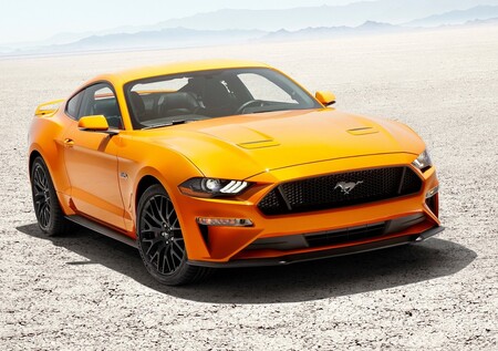 Ford llama a revisión 4,600 autos en México por fallas mecánicas y eléctricas, entre ellos, el Mustang