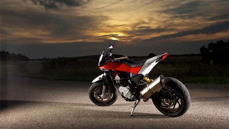 Motorpasión a dos ruedas: Husqvarna Nuda 900R y compañía