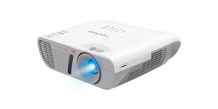 Oferta Flash en Amazon: con el Viewsonic PPJD7828HDL te puedes regalar un proyector estas navidades por sólo 479 euros