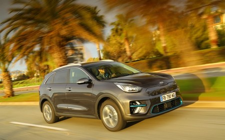 El próximo SUV eléctrico de Kia llegará en 2021 con más de 500 km de autonomía y recargas en menos de 20 minutos