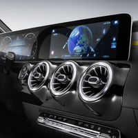 El nuevo interior del Mercedes-Benz Clase A pone en duda al del Clase S, es un mundo bizarro