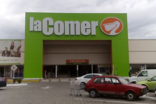 La Comer quiere medios turnos y contratos por horas para enfrentar las nuevas reglas laborales