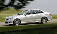 Más versiones BlueEFFICIENCY para la Clase C de Mercedes