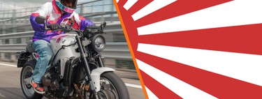 Las marcas de motos solo tenían que hacer algo más fácil que una buena moto: poner colores bonitos. Yamaha se acaba de sacar de la manga la moto más bonita en décadas