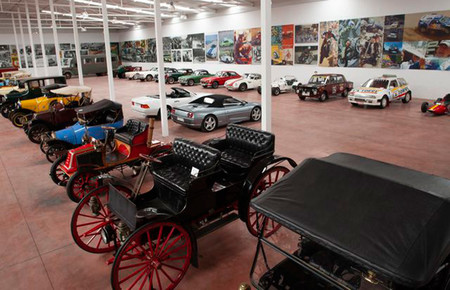 Desguaces La Torre pone a subasta su colección de coches clásicos: todo un paseo por la historia del automóvil