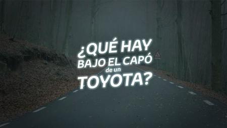 Descubre lo que esconde el capó de un Toyota con tu smartphone