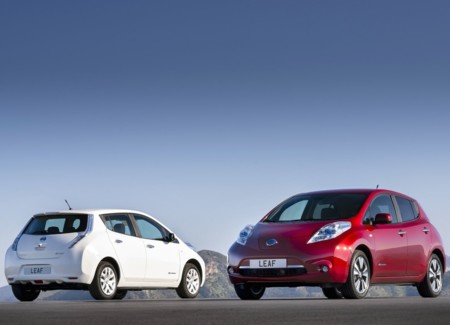 La nueva generación del Nissan Leaf podría venir acompañada de un SUV eléctrico