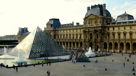 louvre