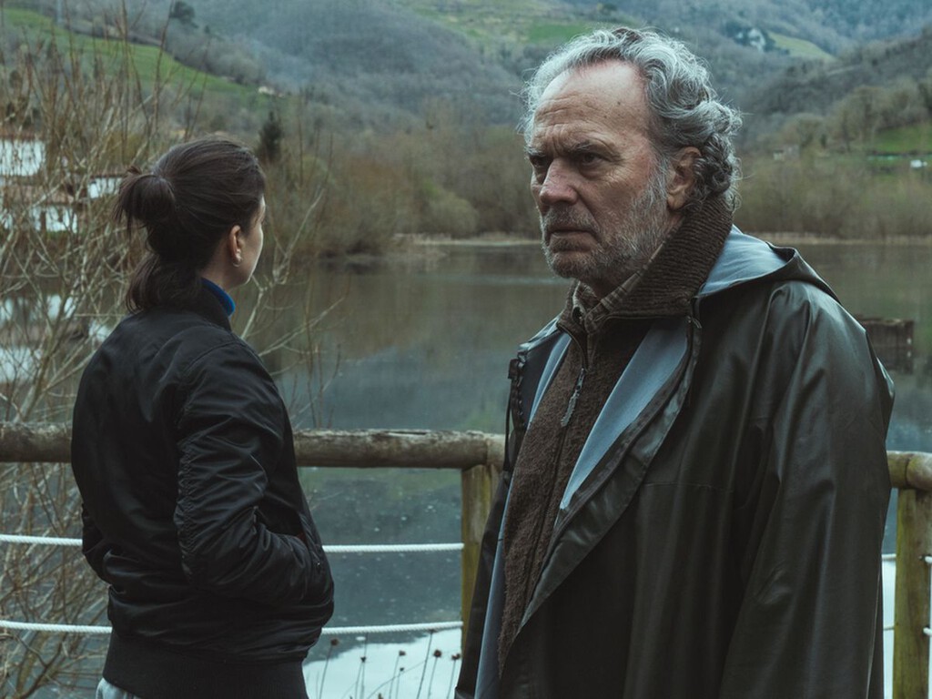 Acaba de llegar a Netflix y ya es la película más vista: un thriller psicológico con José Coronado que reflexiona sobre las teorías conspiranóicas 