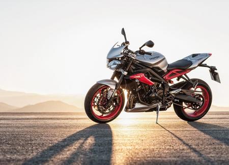 triumph-street-triple-rx-016.jpg