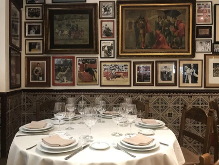 Los mejores restaurantes (y bares) para comer los clásicos que nos encantan