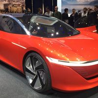I.D VIZZION, una visión "aproximada y realista" de hasta dónde quiere llegar Volkswagen en electromovilidad