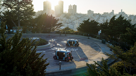 Zoox Autonomous Vehicle Two Vehicle Coit Tower Sf