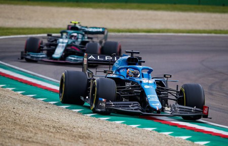 El último duelo entre Fernando Alonso y Sebastian Vettel: luchan por ser el piloto que más adelanta en la Fórmula 1