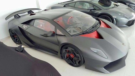 ¡4,2 millones! Eso es lo que piden en Craiglist por el Lamborghini Sesto Elemento número 3