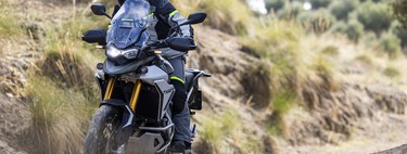 Probamos la Triumph Tiger 900 Rally Pro: más potencia, mucha autonomía y aún más equipamiento para una de las mejores motos trail intermedias