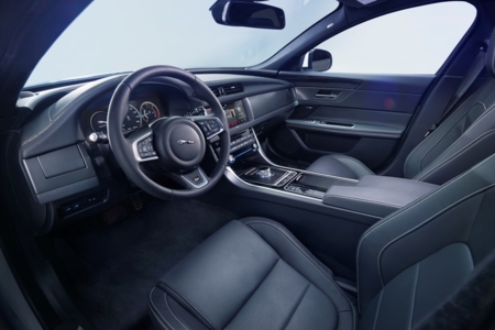 Jaguar Xf 2015 12