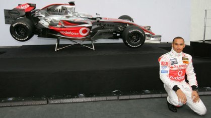 McLaren cambia a Alonso por De La Rosa para Valencia