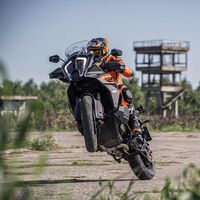 KTM necesita a las marcas chinas porque "cada vez se apropian de más parte del pastel", pero no los van a dejar ni acercarse a sus motos grandes porque son sagradas