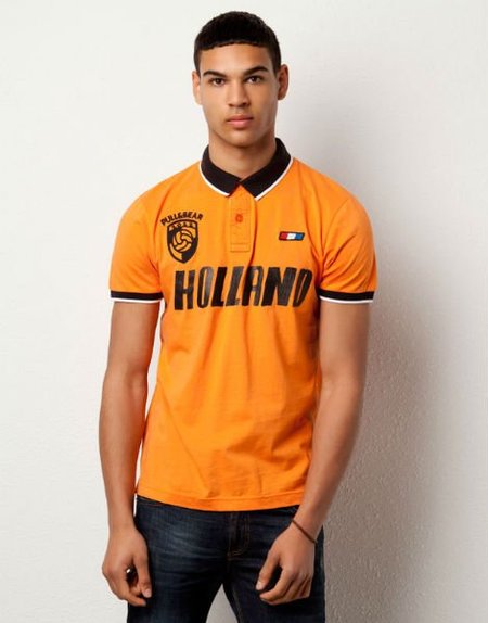 Pull and Bear se vuelca con la Eurocopa 2012 con una ...