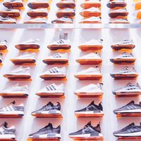 Adidas rebaja más de la mitad las zapatillas Gazelle en su versión más bonita que no querrás dejar de usar en todo el año