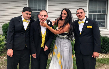 El bello mensaje de una chica, acerca de sus tres hermanos con autismo