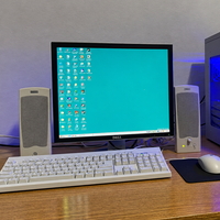 Un jugador encuentra un PC Gaming del año 2000 en su armario y puede instalar casi 700 juegos solo con una pequeña modificación