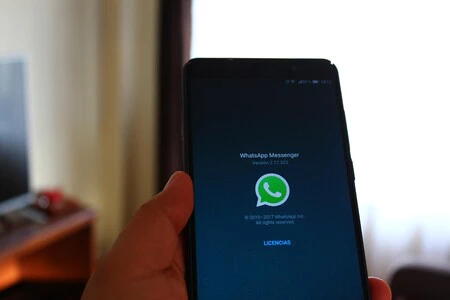 Si no aceptas los nuevos términos de WhatsApp no podrás leer ni enviar mensajes, pero sí responder llamadas por un “breve periodo”