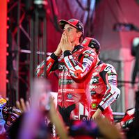 Ni retirada, ni 1+1. Por qué Marc Márquez renueva por dos años con Ducati: "Nuestra relación parte de la confianza"