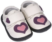 ¿Es bueno aprovechar el calzado de otros niños?