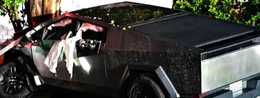 Una Tesla Cybertruck termina incendiada y atrapando a un jugador de la NBA: "El volante no respondía"