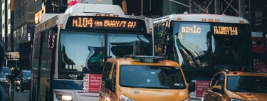 Los autobuses de NYC se están hinchando a poner multas con sus nuevas cámaras de IA: 300.000 sanciones en tres meses. Pero ha tenido que anular miles porque estaban mal