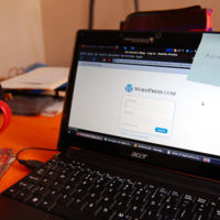 Del pos-it en la pantalla al 1234 en Internet, así fallamos con la seguridad de los accesos 