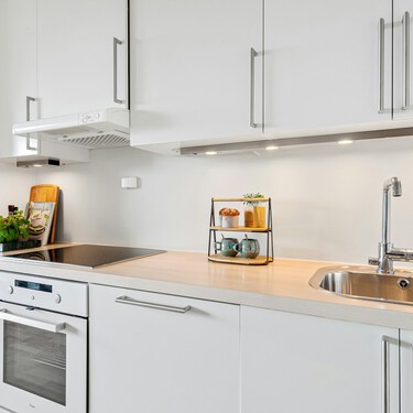 Ikea tiene la solución low cost para añadir encimera y aumentar el almacenaje en cocinas pequeñas
