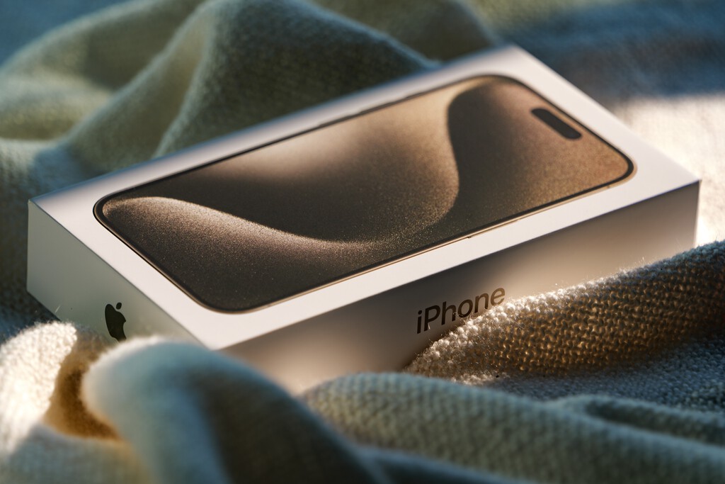Un tiktoker compra cuatro iPhone 15, Apple le envía más de 100.000 euros en productos y ahora tiene que solucionarlo Un tiktoker compra cuatro iPhone 15, Apple le envía más de 100.000 euros en productos y ahora tiene que solucionarlo