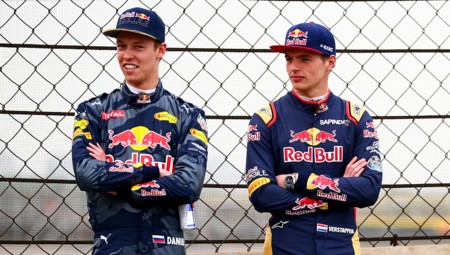 Kvyat Verstappen Red Bull