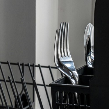 Cómo limpiar el lavavajillas para que huela bien y tenga mayor vida útil 