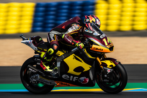 Tony Arbolino aprovecha la pifia de Pedro Acosta para ganar en Le Mans y ser más líder de Moto2