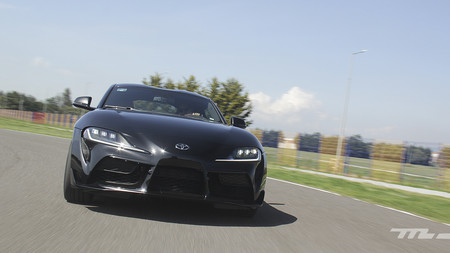 Toyota Supra, a prueba: un nostálgico coupé adicto a los track days (+ video)