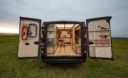 El Nissan NV300 Concept es un taller de bricolaje sobre ruedas que se autoabastece con la luz del sol